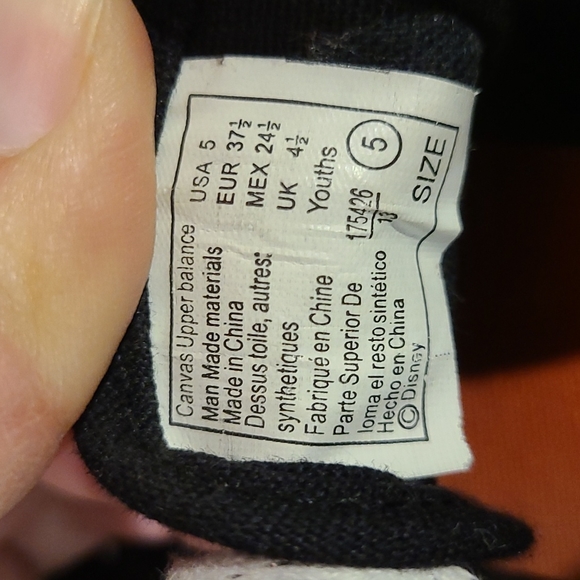 Disney Minnie Mouse Canvas Shoes Sz. 5 - Picture 9 of 10